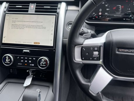 Land Rover Discovery 3.0 Discovery Dynamic HSE D MHEV Automatic 4WD 5dr 16