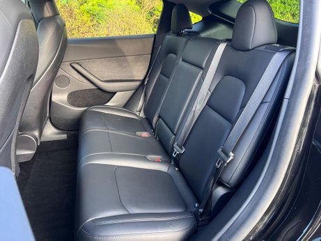 Tesla Model Y (Dual Motor) Long Range Auto 4WDE 5dr 70