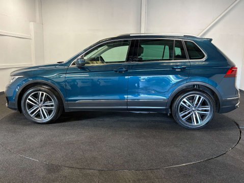 Volkswagen Tiguan 2.0 Tiguan Elegance TDI DSG Auto 5dr 3