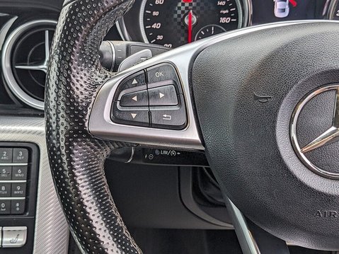 Mercedes-Benz SLC SLC 180 AMG LINE 20
