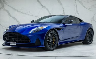 Aston Martin DB12 V8 1