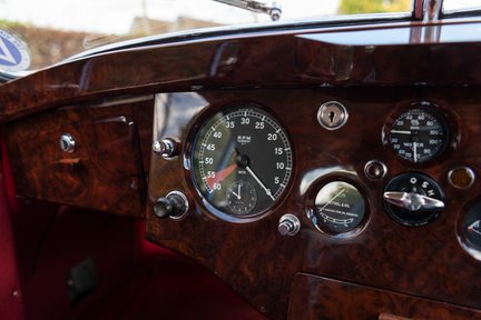 Jaguar XK 120 Fixed-Head Coupe Fast Road Spec 20