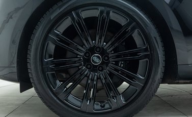 Land Rover Range Rover D350 AUTOBIOGRAPHY LWB 31