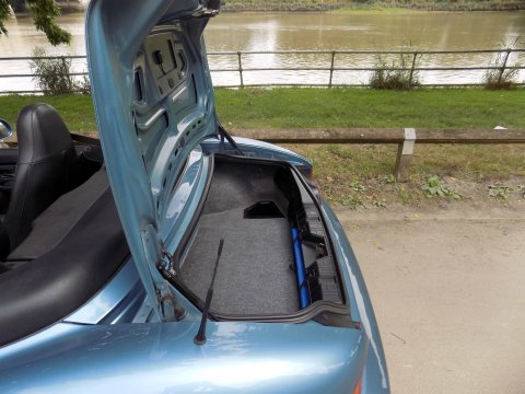 BMW Z3 (E46) 2.2i Roadster 36