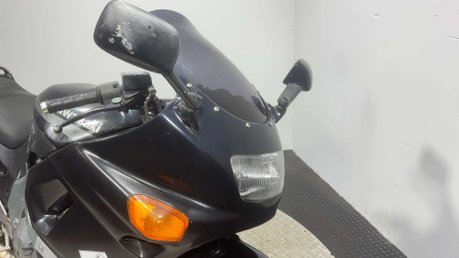 Kawasaki ZZR 1991 CLASSIC SPORTS TOURER PROJECT BIKE SPARES OR REPAIR 600CC 19