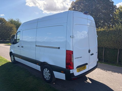 Mercedes-Benz Sprinter 2.0 315 CDI Premium Panel Van 5dr Diesel G-Tronic RWD L2 H2 Euro 6 (s/s) (1 6