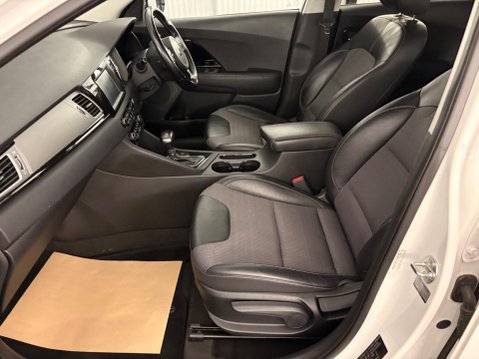 Kia Niro 1.6h GDi 2 DCT Euro 6 (s/s) 5dr 4
