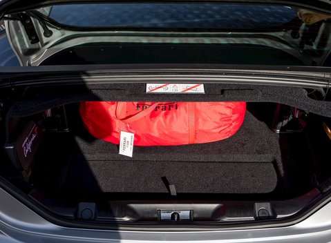 Ferrari California T 30