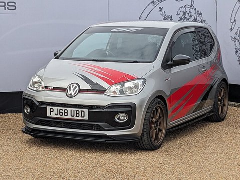 Volkswagen Up TSI up! GTI 3