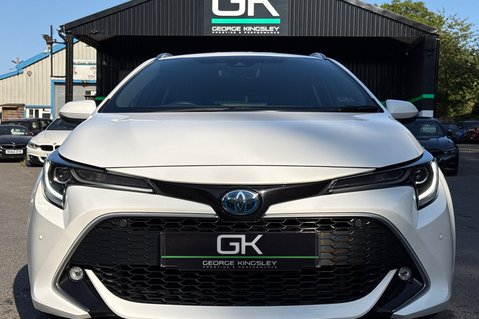 Toyota Corolla EXCEL HYBRID - ONE OWNER - FULL TOYOTA SERVICE HISTORY 12