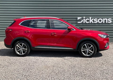 MG HS 1.5 T-GDI EXCLUSIVE 8