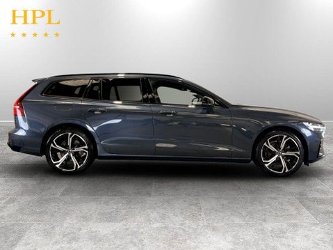 Volvo V60 2.0 B4 MHEV Plus Estate 5dr Petrol Hybrid DCT Auto Euro 6 (s/s) (197 ps) Cr 8