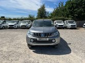 Mitsubishi L200 L200 Barbarian Di-D Auto 3