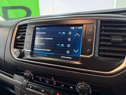 Peugeot Expert 2.0 Expert Professional Premium + L2 BlueHDi 27