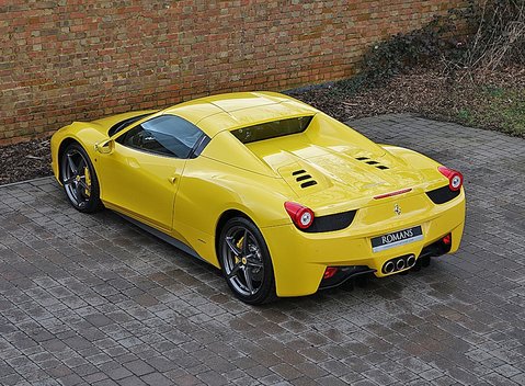 Ferrari 458 Spider 26