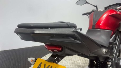 Yamaha MT-125 MT 125 2015 11K VERY CLEAN MOT SERVICED 15BHP 125CC NAKED 35