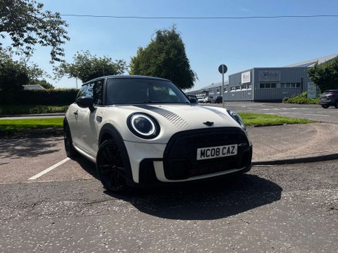 Mini Hatch 1.5 Cooper Sport 3dr 29