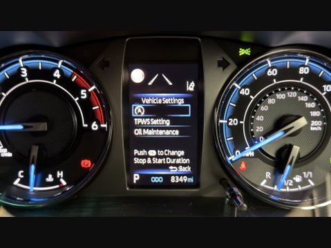 Toyota Hilux INVINCIBLE X 4WD 48V MHEV AUTO 57