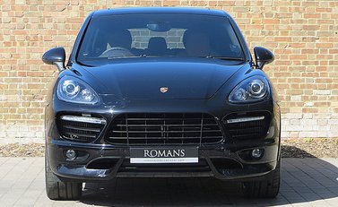 Porsche Cayenne Diesel 2