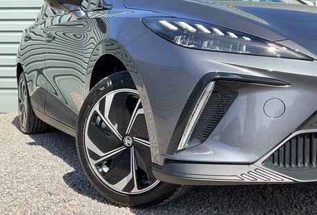 MG MG4 EV 64kWh PREMIUM LONG RANGE