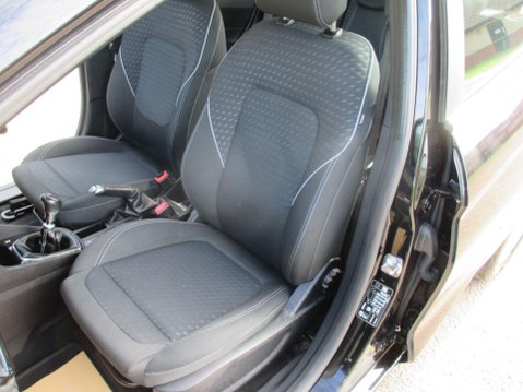 Ford Fiesta 1.0T EcoBoost Zetec Euro 6 (s/s) 5dr 26