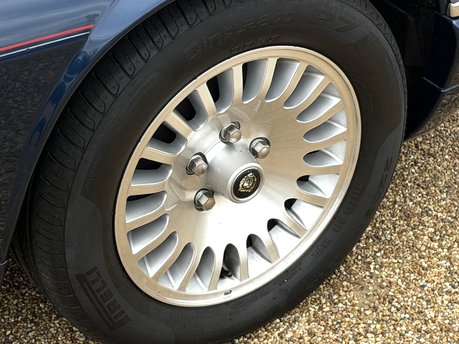 Jaguar XJS V12 CONVERTIBLE 2+2 37