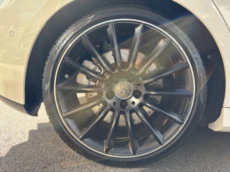 Mercedes-Benz A Class 2.0 A35 AMG (Premium Plus) Hatchback Petrol 7G-DCT 4MATIC Euro 6 (306ps) 23