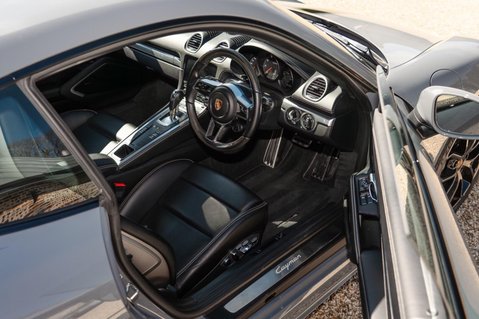 Porsche 718 Cayman 2.0T Style Edition PDK Euro 6 (s/s) 2dr 21