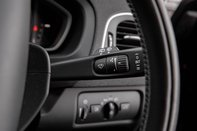 Volvo V40 T2 R-DESIGN NAV PLUS 17