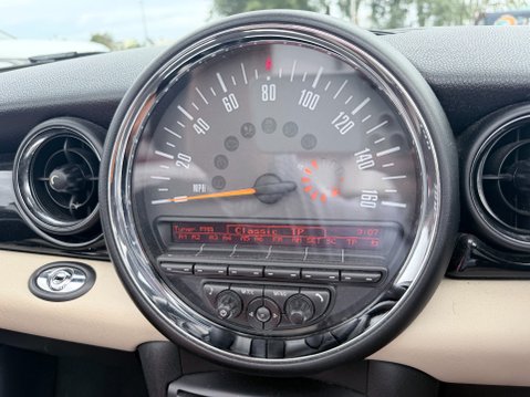 Mini Convertible COOPER D 13