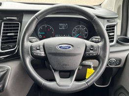 Ford Transit Custom 2.0 Transit Custom 300 Limited 24