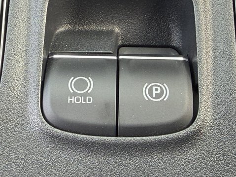 Suzuki Swace 1.8 Hybrid Motion Estata 30