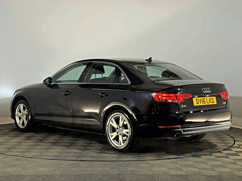 Audi A4 TFSI SPORT 10