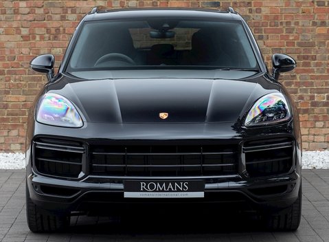 Porsche Cayenne Turbo 4