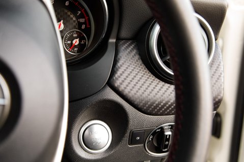 Mercedes-Benz A Class A 200 AMG LINE EXECUTIVE 17