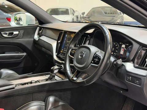 Volvo XC60 2.0 D4 R-Design Pro SUV 5dr Diesel Auto AWD Euro 6 (s/s) (190 ps) 26