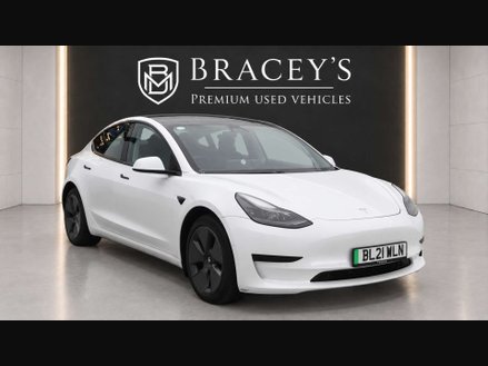Tesla Model 3 Model 3 Standard Range + 4dr