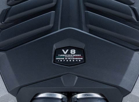 Lamborghini Urus SE 40