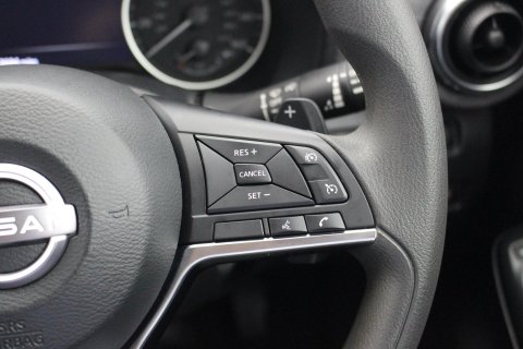 Nissan Juke 5dr 1.0 DIG-T Acenta Premium DCT Automatic 16