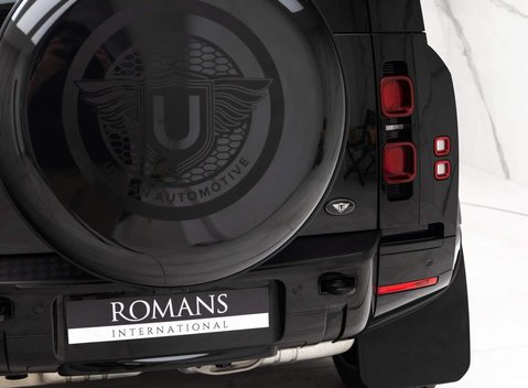 Land Rover Defender SE 24