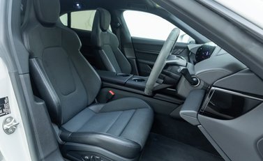 Porsche Taycan 4S Cross Turismo 11