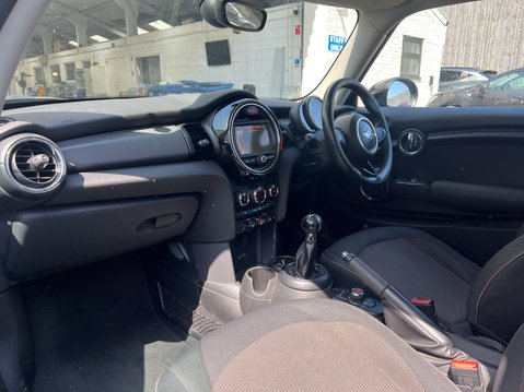Mini Hatch 1.5 Cooper Hatchback 3dr Petrol Manual Euro 6 (s/s) (136 ps) 14