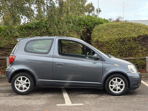 Toyota Yaris 1.3 VVT-i Blue Hatchback 3dr Petrol Manual (133 g/km, 85 bhp) 14