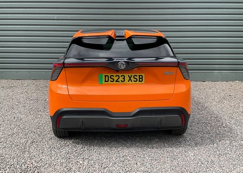 MG MG4 EV 64kWh TROPHY 9