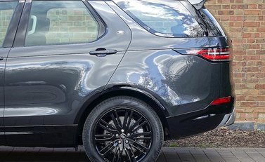 Land Rover Discovery SDV6 HSE Luxury 6