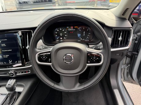 Volvo V90 D4 INSCRIPTION 33