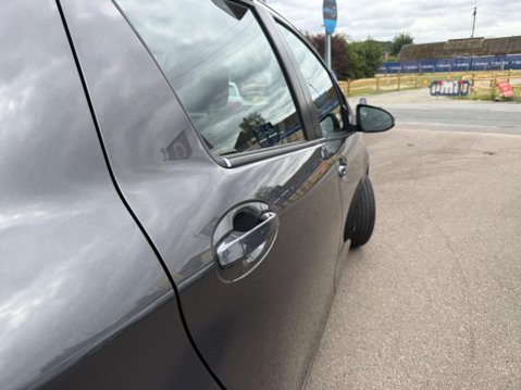 Toyota Yaris 1.33 Dual VVT-i TR Euro 5 5dr 29