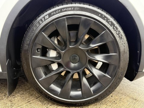 Tesla Model Y (Dual Motor) Long Range SUV 5dr Electric Auto 4WDE (384 bhp) 14