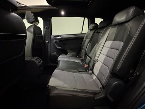 Volkswagen Tiguan Allspace ALLSPACE R-LINE TECH 1.5 TSI EVO 150 DSG AUTOMATIC 7 SEATER 19