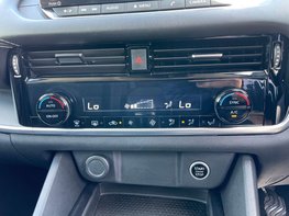 Nissan Qashqai 1.3 Qashqai Acenta Premium DiG-T MHEV 5dr 40